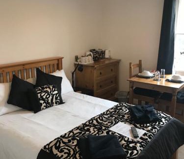 Bury St Edmunds Bed & Breakfast | Beightons Bed and Breakfast