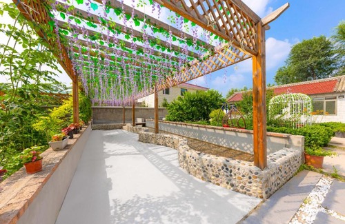 Yanqing House | Beijing Seikei Garden Vocation House