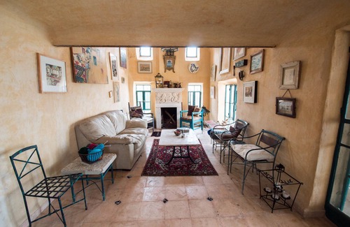Tabaqat Fahl Bed & Breakfast | Beit Al Fannan