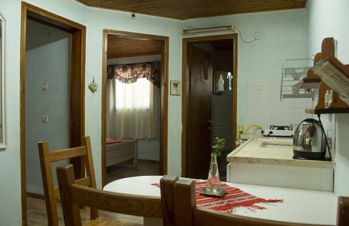 Beit Hillel Cabin | Beit Nofesh Waiss