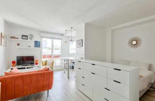 Quartier de la Folie-Mericourt Apartment | Bel appart à 5 min à pied de la station de métro