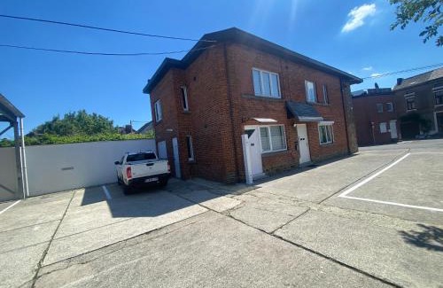 Belhez Apartment | Bel appart calme climatisé parking privé gratuit sur demande D011