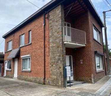 Belhez Apartment | Bel appart calme climatisé parking privé gratuit sur demande D011