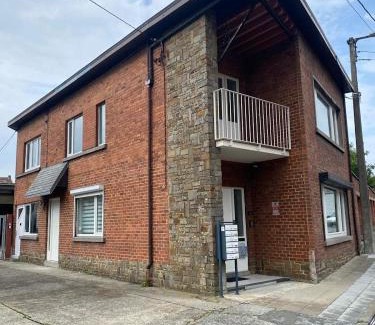 Belhez Apartment | Bel appart et balcon climatisé parking privé gratuit sur demande D012
