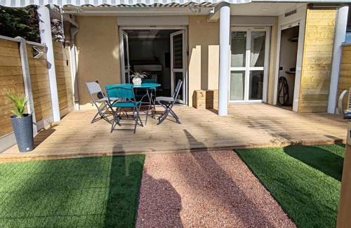 Courseulles-sur-Mer Apartment | Bel appart près du port et de la plage