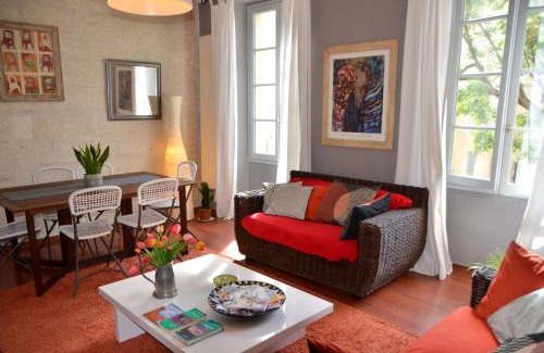 Villeneuve-les-Avignon Apartment | Bel appartement Villeneuve Lès Avignon