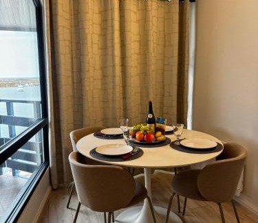 Deauville Apartment | Bel appartement à Deauville - vue mer et port