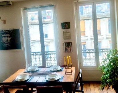 Saint-Vincent-de-Paul Apartment | Bel appartement à Paris