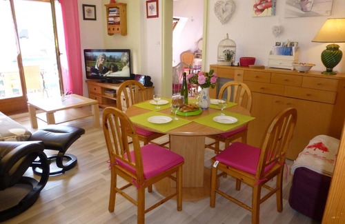 Ribeauville House | Bel appartement 2 pièces, balcon, garage gratuit