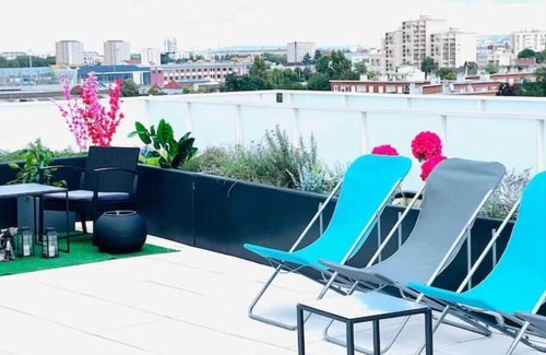 Romainville Apartment | Bel Appartement Avec Terrasse Privée 86m2