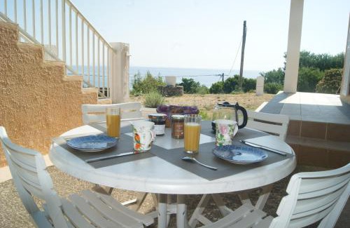 Santa-Severa Apartment | Bel appartement avec vue sur mer - Les Palmiers