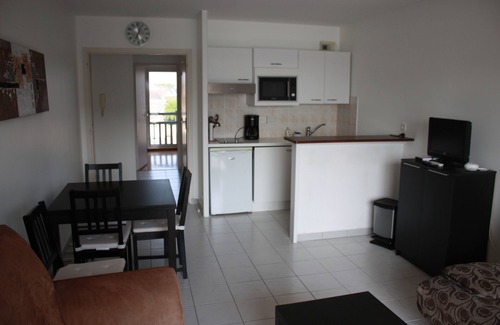 Ouistreham Apartment | Bel Appartement Avec vue sur le Canal Caen la mer