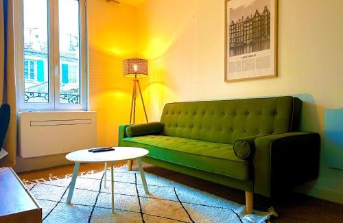 Centre Ville Apartment | Bel Appartement Duck, Centre, Sèvres