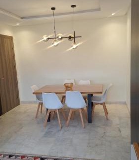 Ain Chock Apartment | Bel appartement familial résidence sécurisée