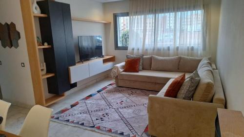 Ain Chock Apartment | Bel appartement familial résidence sécurisée