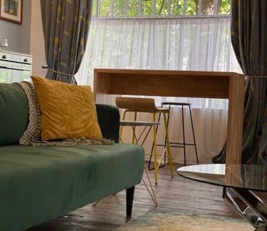 Brive-la-Gaillarde Apartment | Bel Appartement - Brive Centre - Quartier Musée