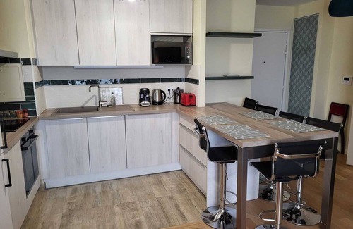 Rueil-Malmaison Apartment | Bel appartement standing Paris La Defense Disneyland