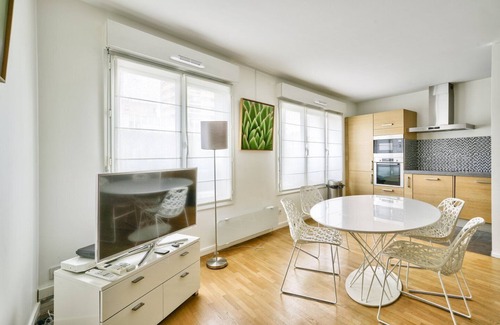 Suresnes Apartment | Bel Appartement Neuf et Cosy au Centre de Suresnes