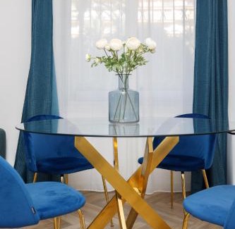 Quartier du Port Apartment | Bel appartement Port de Nice avec terrasse, parking