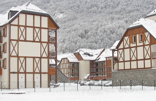 Saint-Mamet Condo | Bel appartement spacieux 6p | Accès Gym + piscine