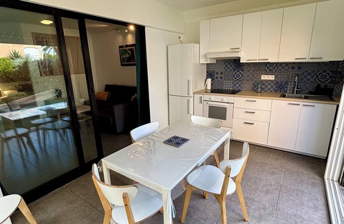 Nettle Bay Apartment | Bel Appartement Tout Équipé en Rez-de-jardin, Dans une Résidence Avec Piscine!
