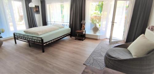 Eggenweiler Apartment | Bel giardino