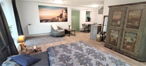 Eggenweiler Apartment | Bel giardino