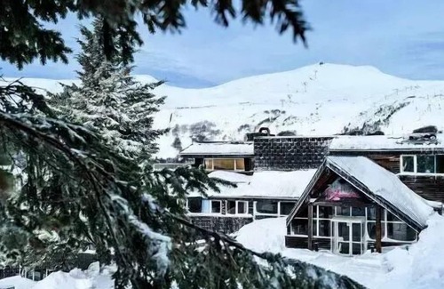 Besse-et-Saint-Anastaise Apartment | Belambra Clubs Superbesse - Le Chambourguet - Half-board - Classic Family Room 2 Adults