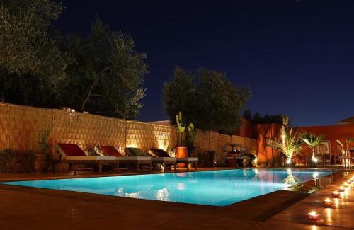 Lahebichate Bed & Breakfast | Beldicolors