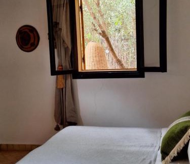 Lahebichate Bed & Breakfast | Beldicolors