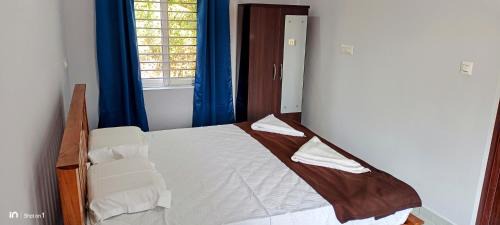 Hireguthi House | Bele Beach Front Inn
