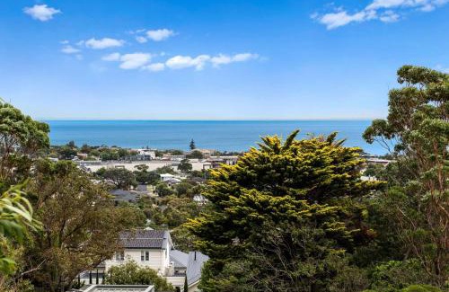 Mornington House | Beleura Views in Mornington