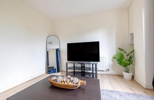Cathedral Quarter Apartment | Belfast Quarters - Albert clock