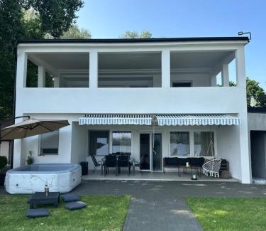 Vojvodina House | Beli Dvor na Dunavu