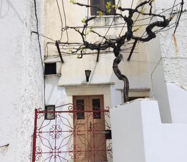 Aperathos House | Beliotis' House