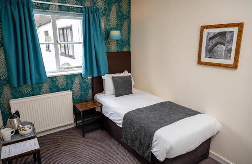 Tewkesbury Hotel | Bell Hotel by Greene King Inns