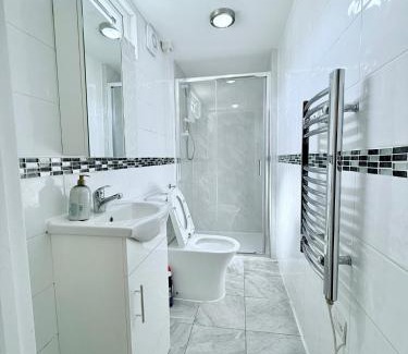 Heath Apartment | Bell House