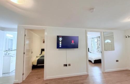 Heath Apartment | Bell House