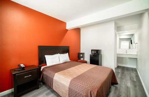 Bell Hotel | Bell Manor Motel