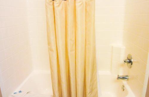 St. Robert Hotel | Bell's Extended Stay and Suites