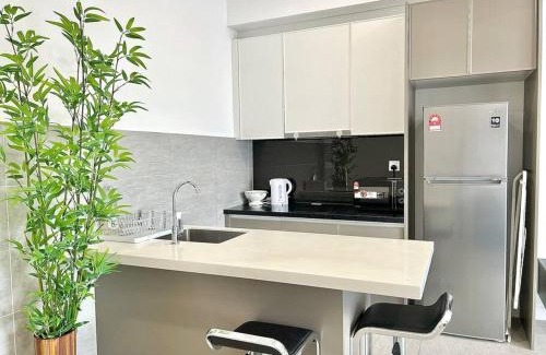 Kota Warisan Apartment | Bell Suite Sunsuria City by MOKA