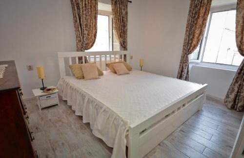 Old Town Apartment | Bell Tower Apartment