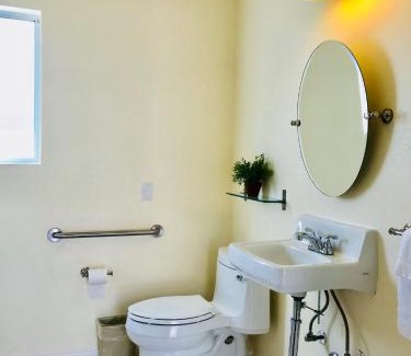 Camarillo Hotel | Bella Capri Inn and Suites