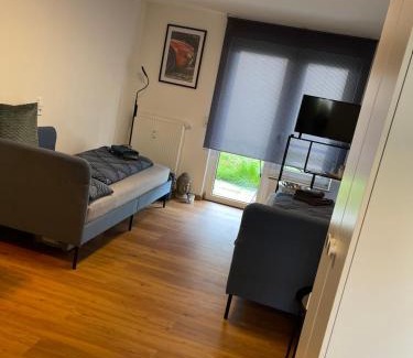 Fuerth Apartment | -Bella Casa- Central Studio Apartment