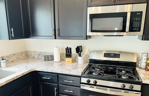 Stockton House | Bella Dior - Brand New Home in New Gated Community!