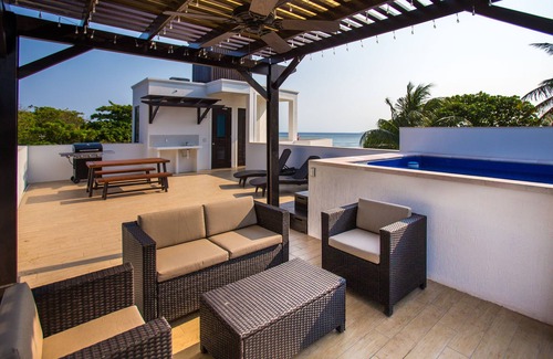 Antoneys Cay House | Bella Luna Beach House #227473