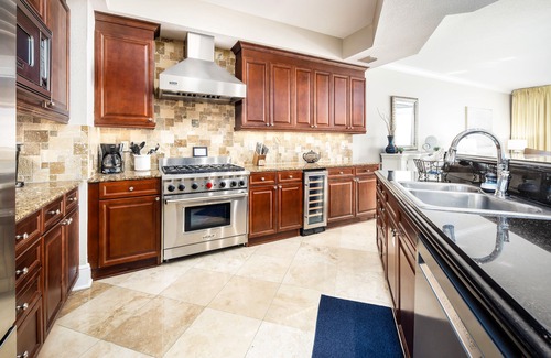 Fort Walton Beach Condo | Bella Riva 202 Luxury 4 BR, 3rd Floor, Beachfront, Pool, Hot Tub, Free Beach Service