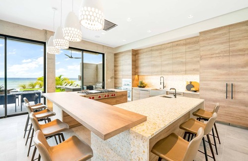 East End House | Bella Rocca: Ultra-Luxe Estate w/Pool and Spa, Sunken Fire Pit and Designer Interiors