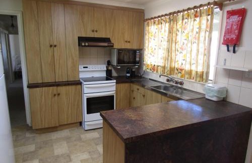 Para Wurlie House | Bella's Bayview