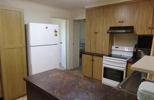 Para Wurlie House | Bella's Bayview
